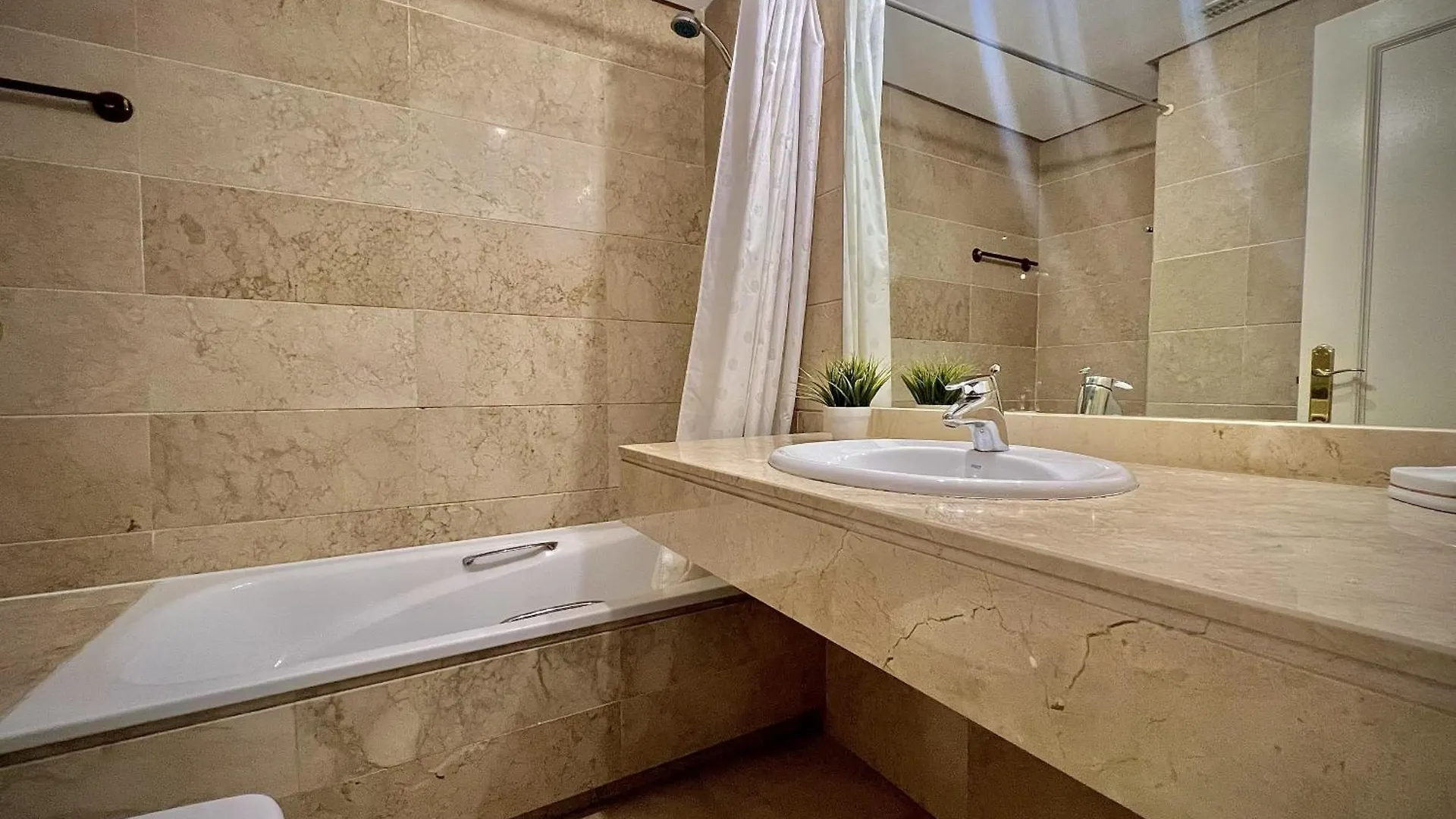 Marbella Golden Mile By Homing Apartment