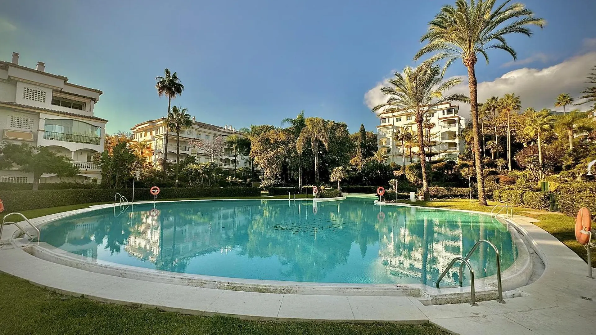 Marbella Golden Mile By Homing Apartment